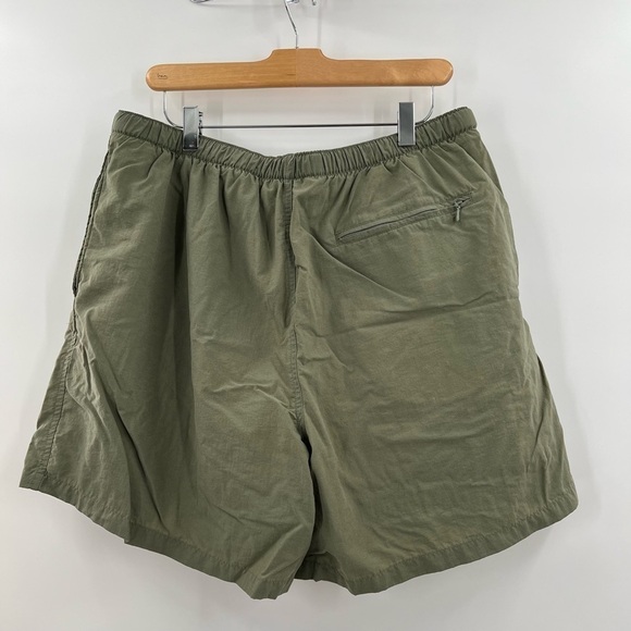 Columbia Army Green Drawstring Shorts Mens XL - Picture 2 of 4